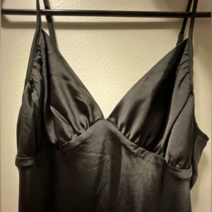 Like New Abercrombie Black Midi Dress Size Small